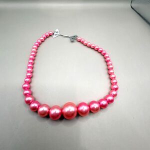 Vintage 1960s 1970s Pink Faux Pearl Graduated Necklace Hong Kong Statement